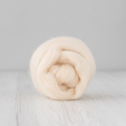  Extra Fine Merino Wool- Acacia Pink 10g