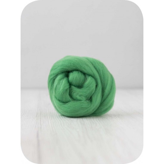  Extra Fine Merino Wool- Meadow Green 10g